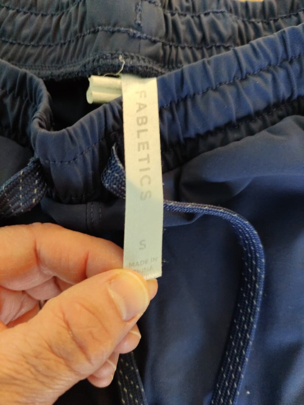 Fabletics athletic shorts size small - Picture 2 of 4